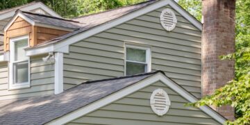 8 Best Sidings for Cold Climates | AlumShine