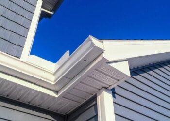 What Is the Best Time of Year To Replace Siding? - EHE